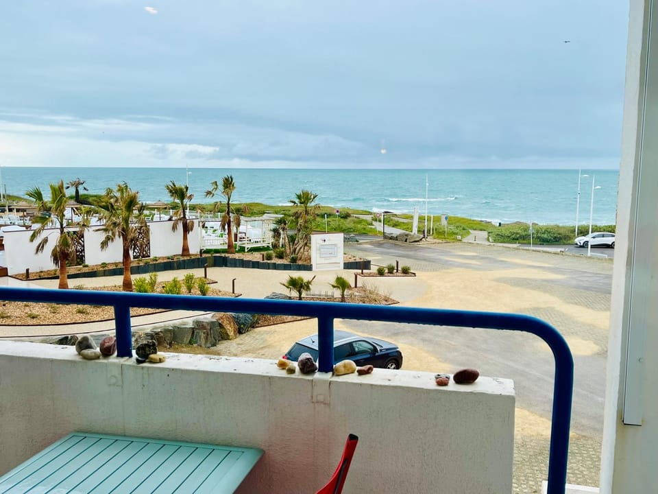 View (from property/room), Balcony/Terrace, Beach, Sea view