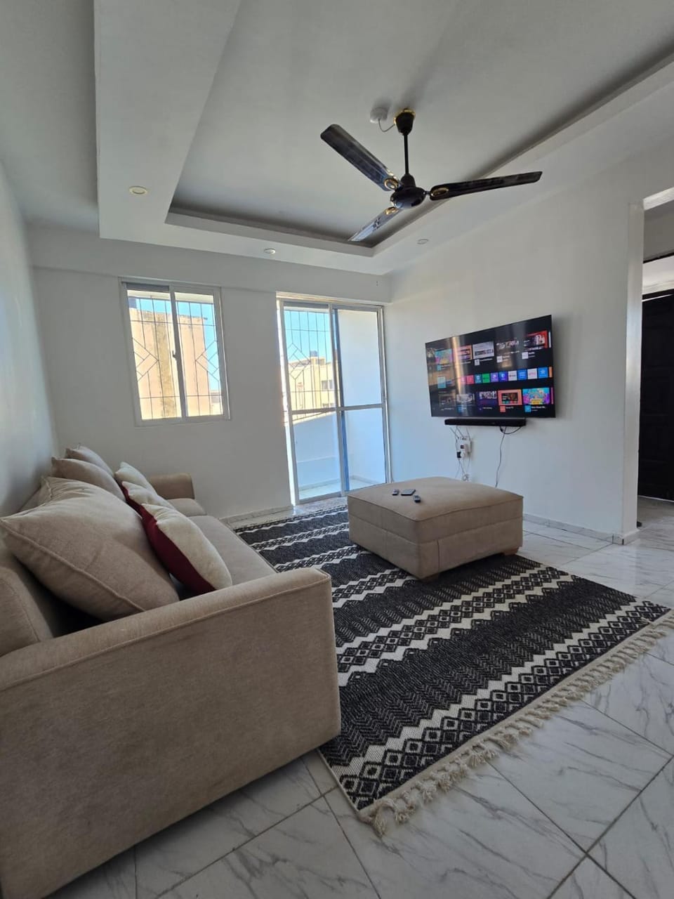 Jeff"s one bedroom Bamburi Apartment in Mombasa