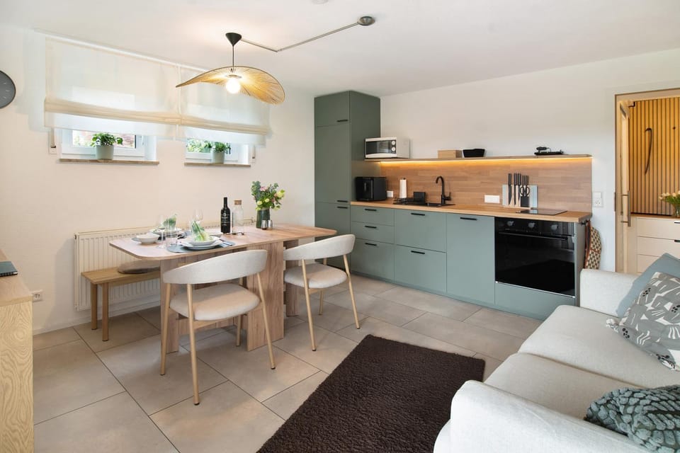 Property building, Kitchen or kitchenette, Living room