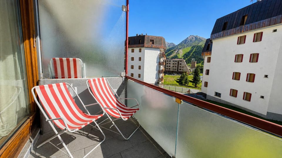Hostdomus - Guglielmo Loft Apartment in Sestriere