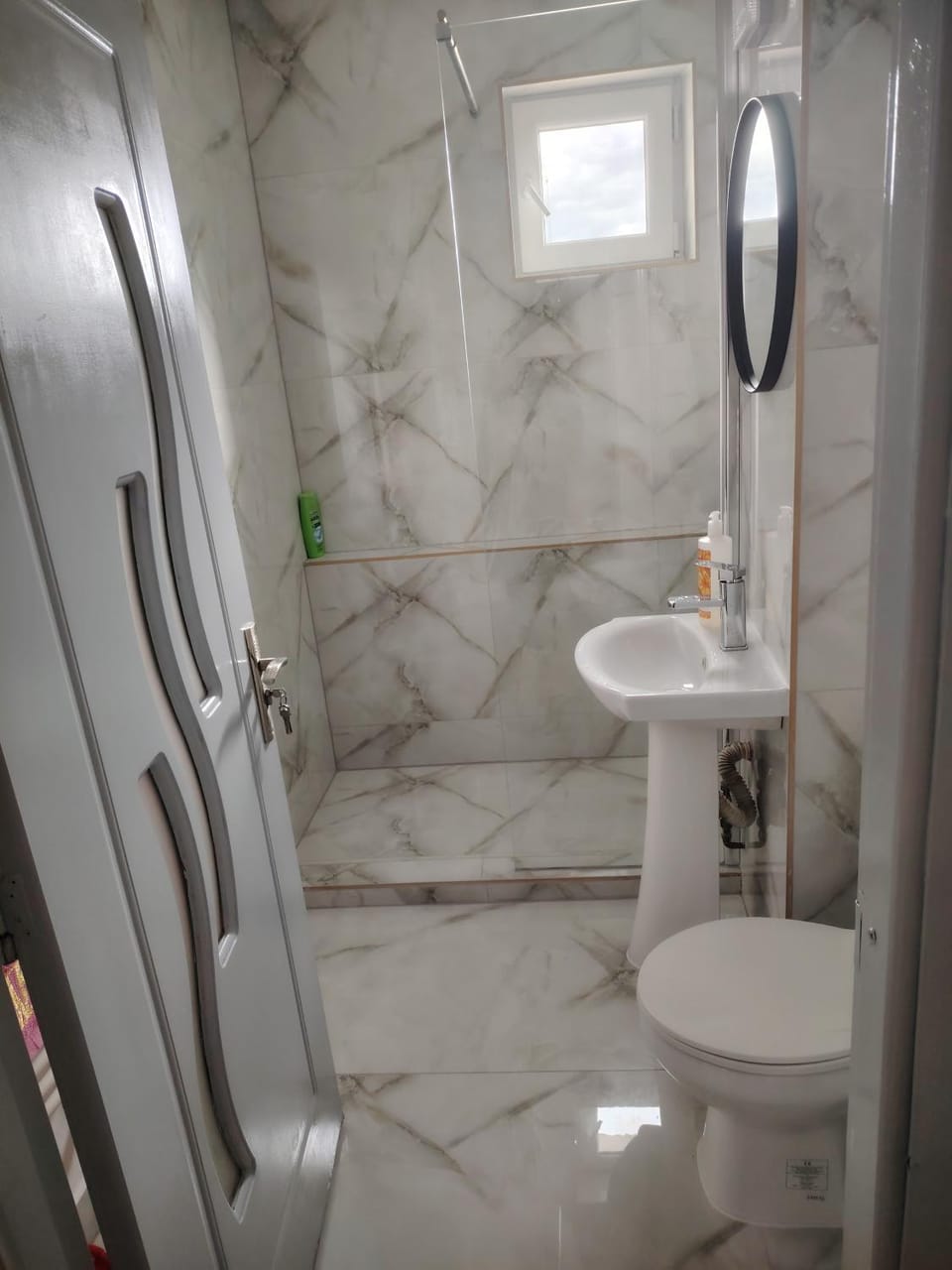 Shower, Toilet, Bathroom