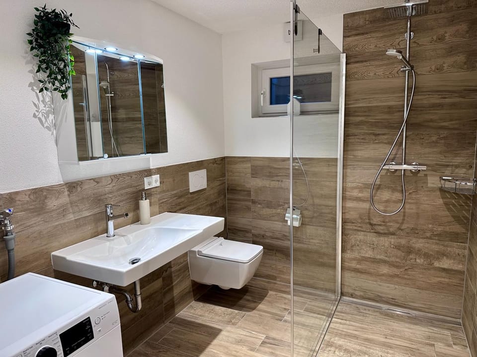 Shower, Toilet, Bathroom, washing machine, dryer