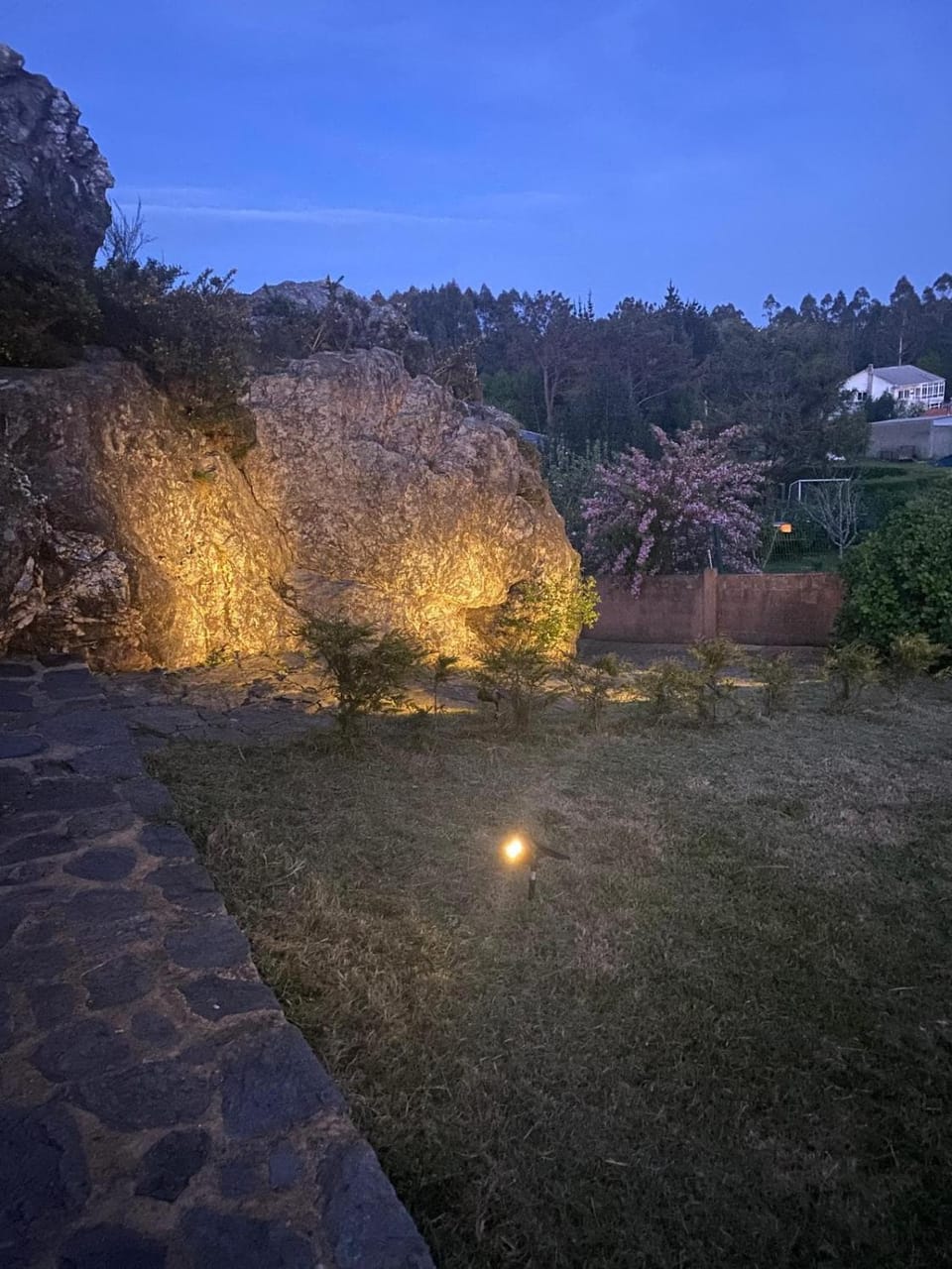 Relax & Vistas, casa en la roca House in O Eume