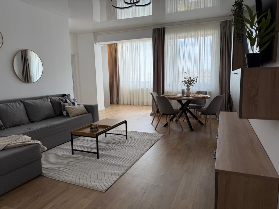 Stefan Beachfront Apartment 713 - Promenada Mamaia Nord Apartment in Constanța County