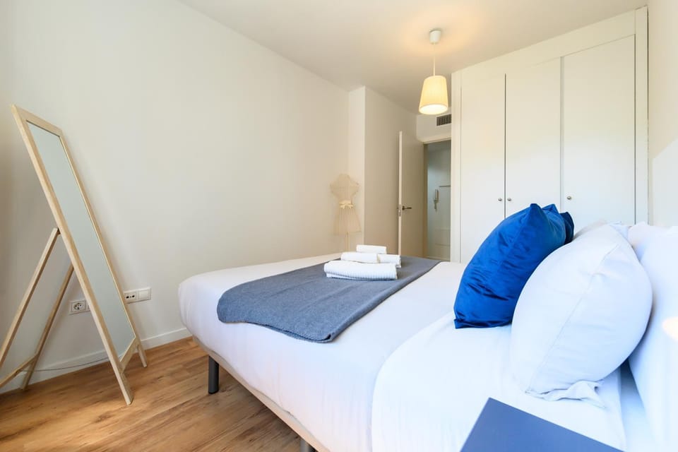 SAQU312C - Amplio piso de 1 dormitorio en Tetuán, Madrid - Alquiler temporal Apartment in Madrid
