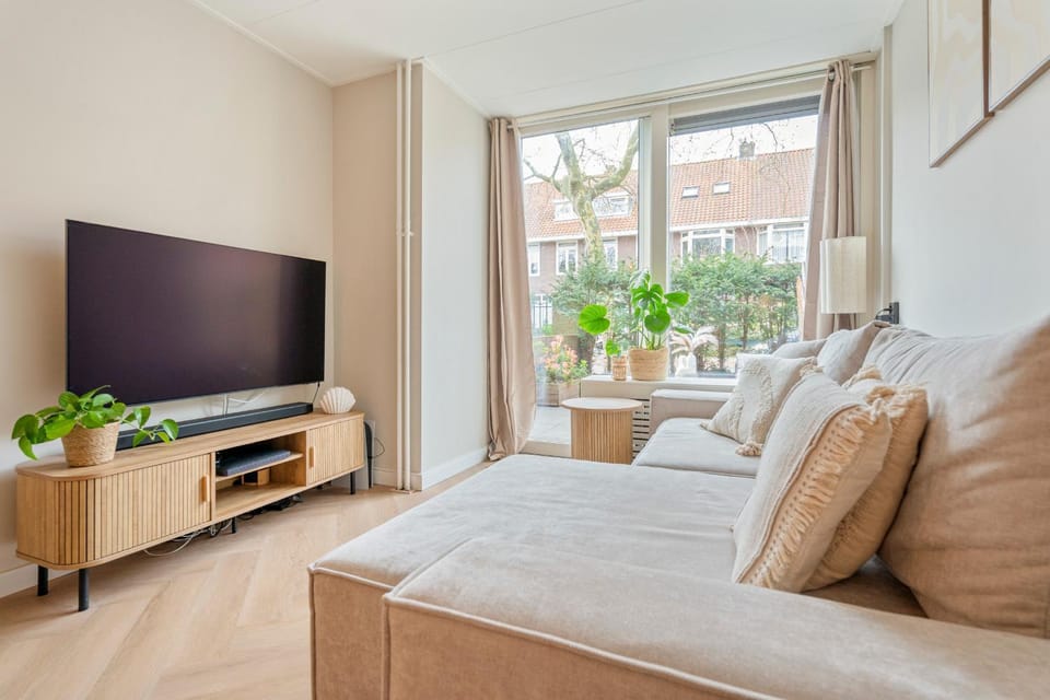 Sea Breeze Studio Apartment in Zandvoort