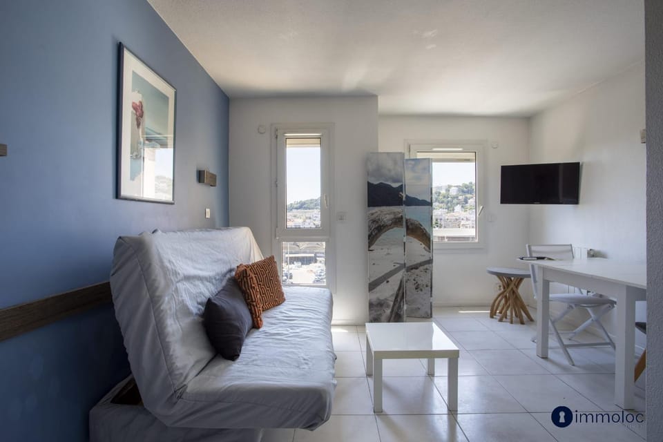 Air-conditioned studio near the train station Apartment in Nice