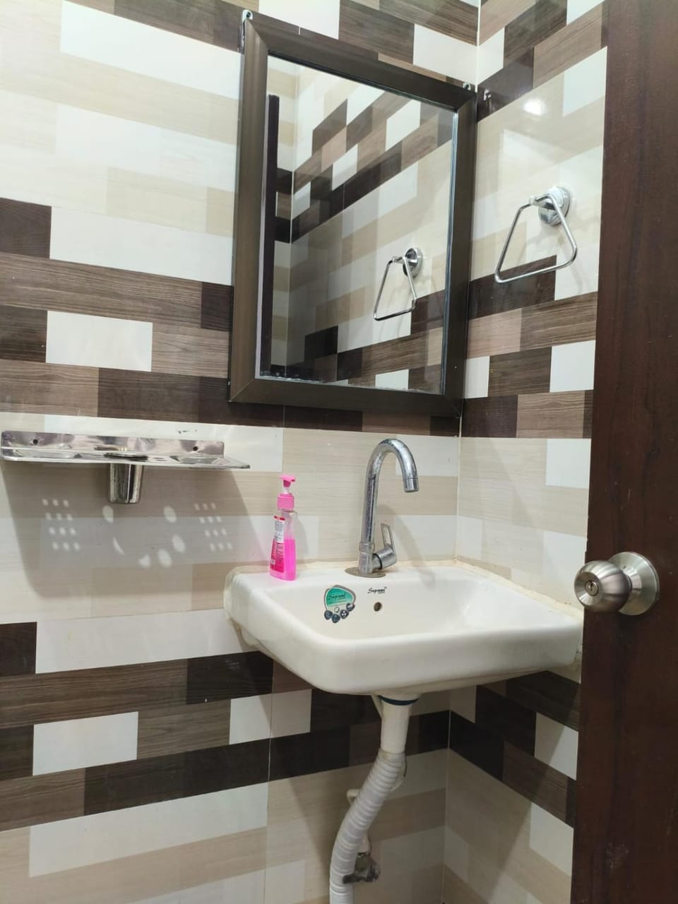 Mai Savitri home stay Vacation rental in Uttar Pradesh