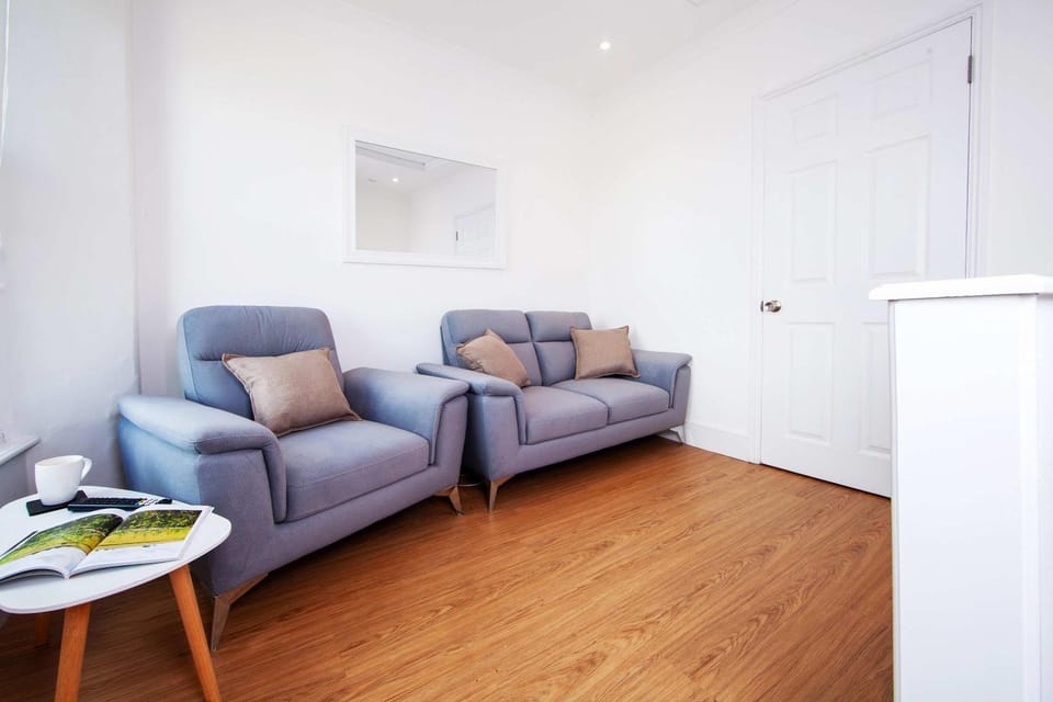 21 Gyllyng Street House in England