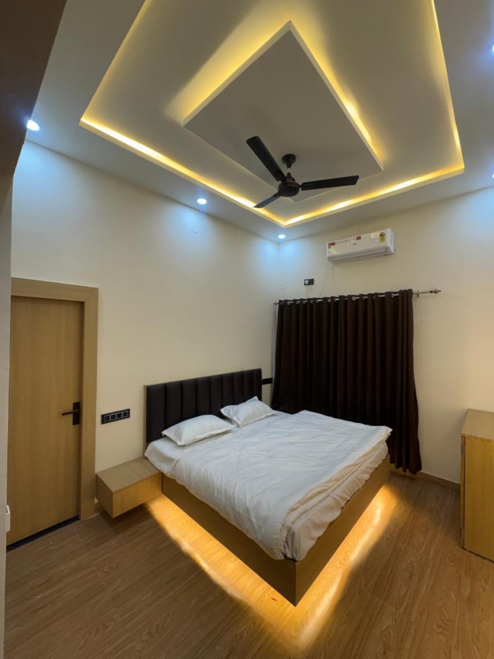 iv hotel Ajmer Hotel in Rajasthan