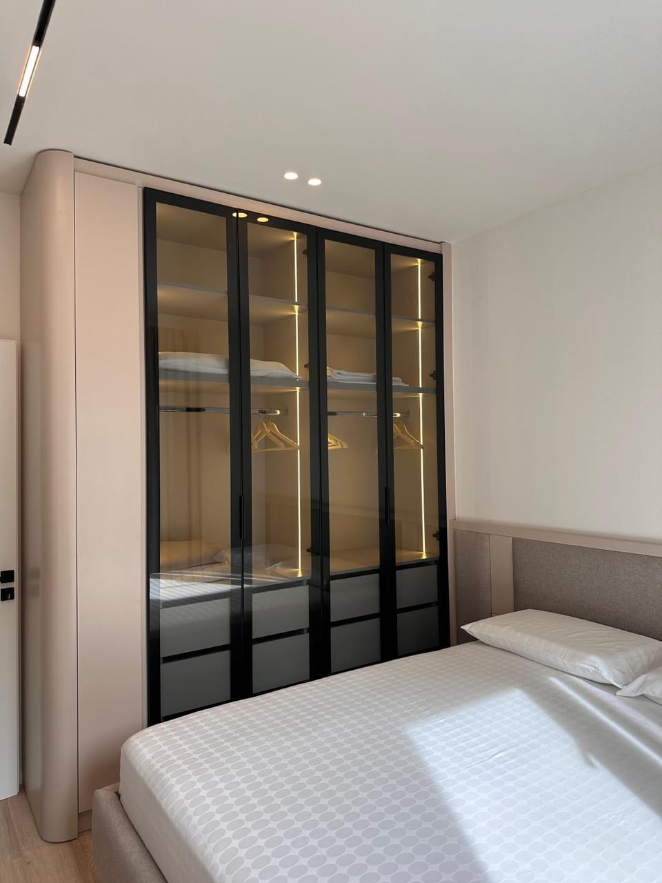 Bed, Bedroom, wardrobe