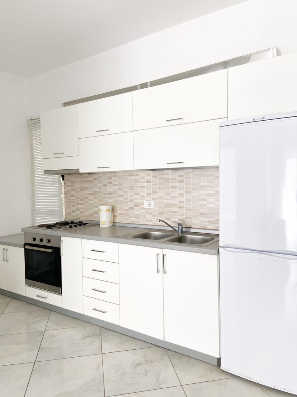 Kitchen or kitchenette, kitchen, kitchen