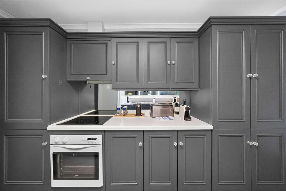 Elegance in Woollahra with Heritage Charm Apartment in Sydney