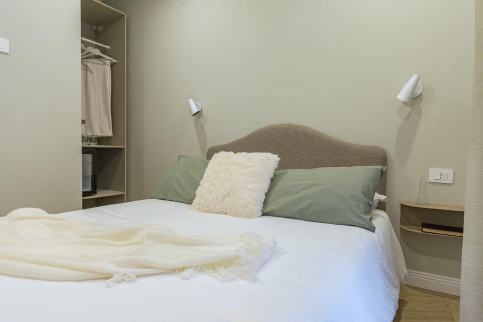 Allevi Rooms - Mastersuites on the Lake Como Bed and Breakfast in Lombardy