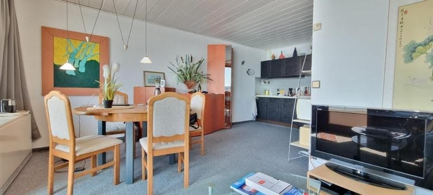 TV and multimedia, Kitchen or kitchenette, Dining area