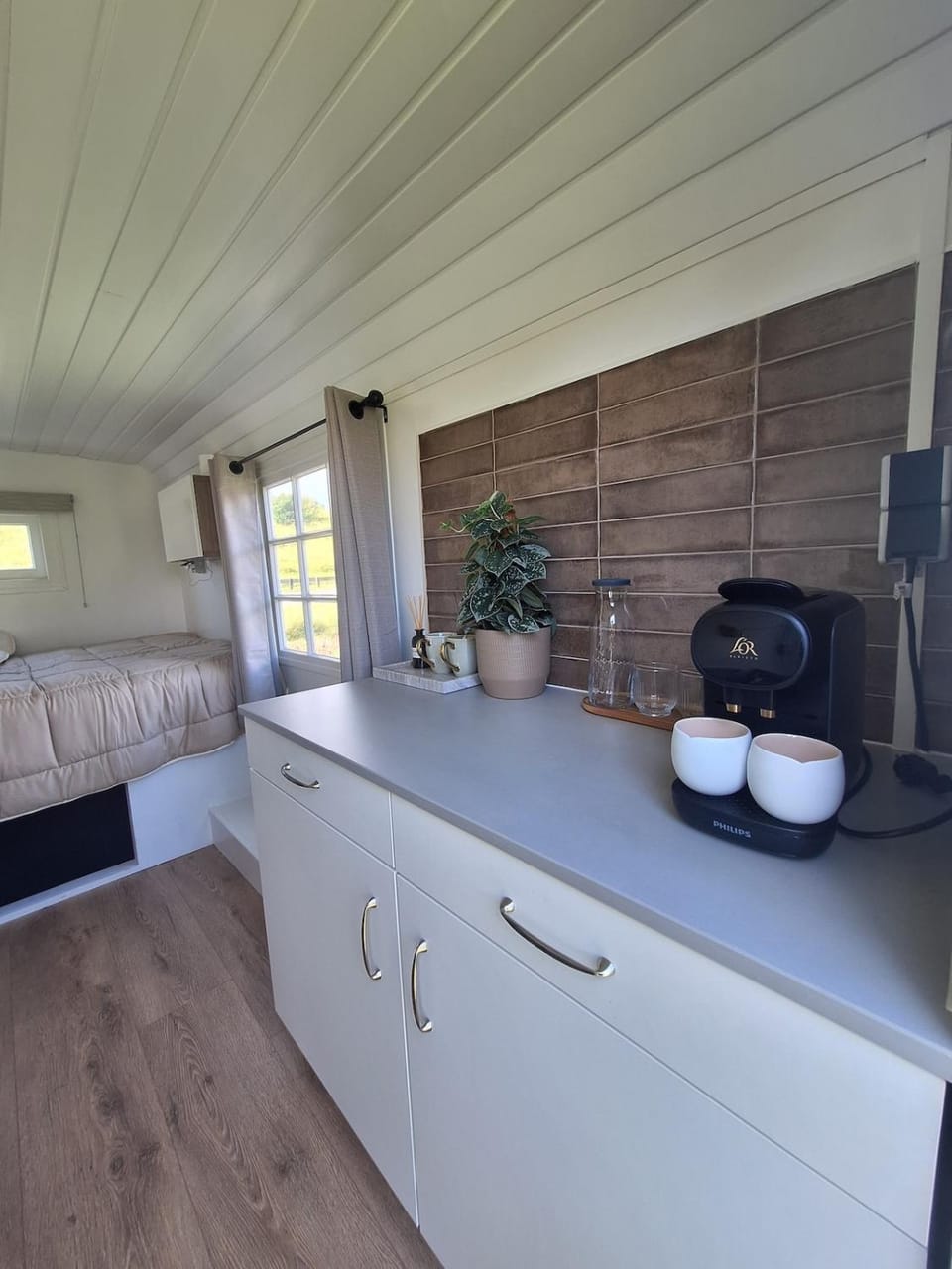 Coffee/tea facilities, Kitchen or kitchenette