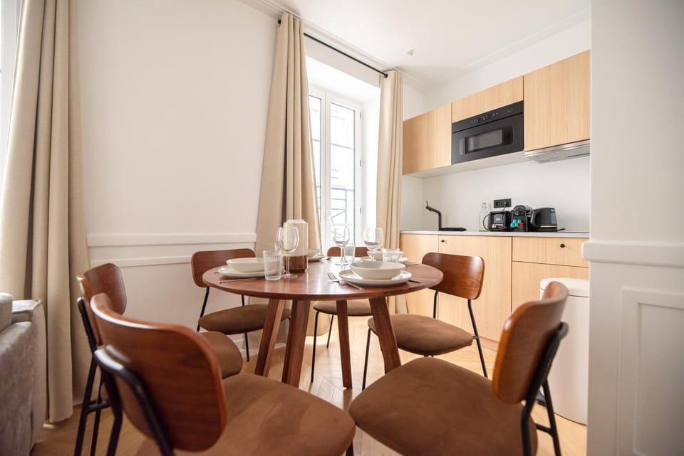 Kitchen or kitchenette, Living room, Dining area