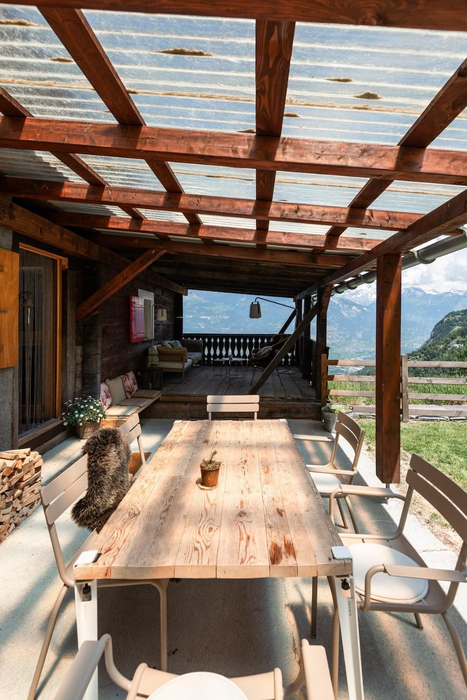 Balcony/Terrace, Dining area