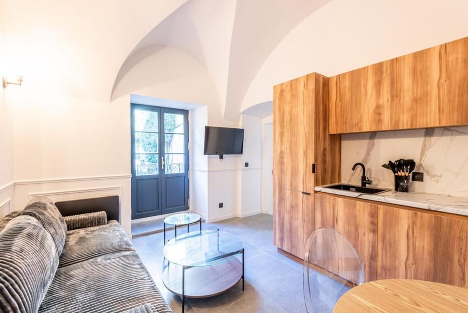 Le Pavillon Secret du Château de Fonbonne Apartment in Évian-les-Bains