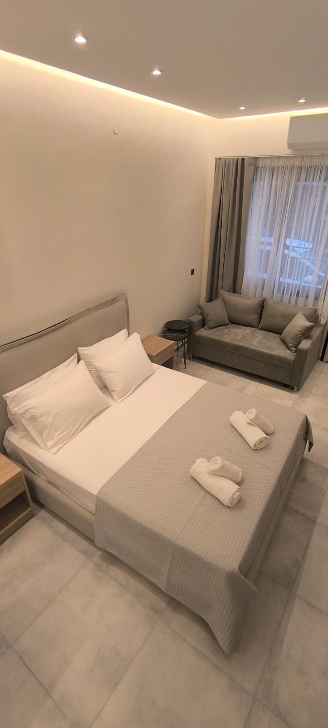 Bed, Living room, Bedroom