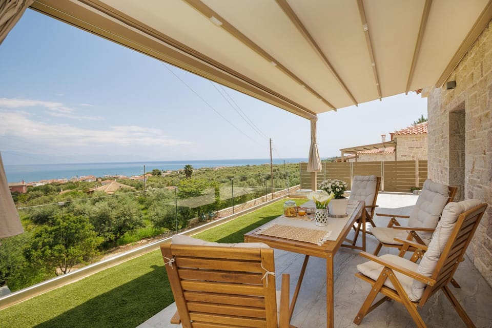 Natural landscape, View (from property/room), Balcony/Terrace, Sea view