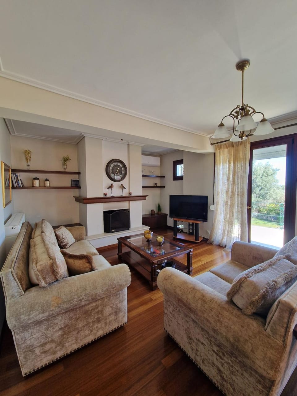 TV and multimedia, Living room