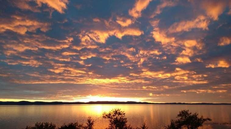 Chalet Le Patrimoine - Peaceful Riverfront Stay Chalet in Rivière-du-Loup