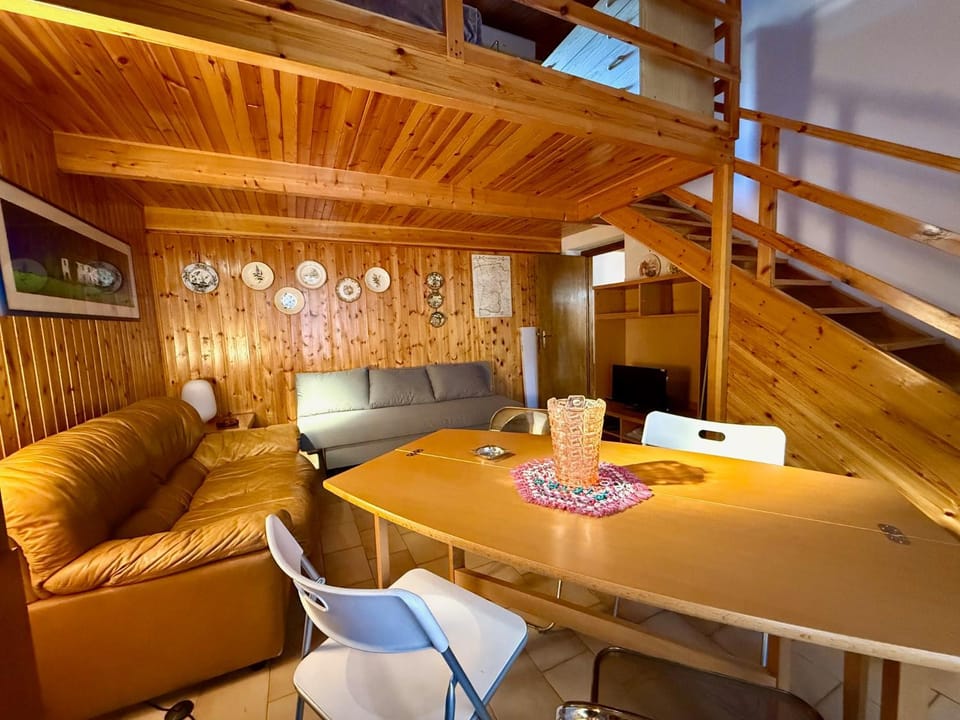 Casa Rondine Apartment in Castagneto Carducci