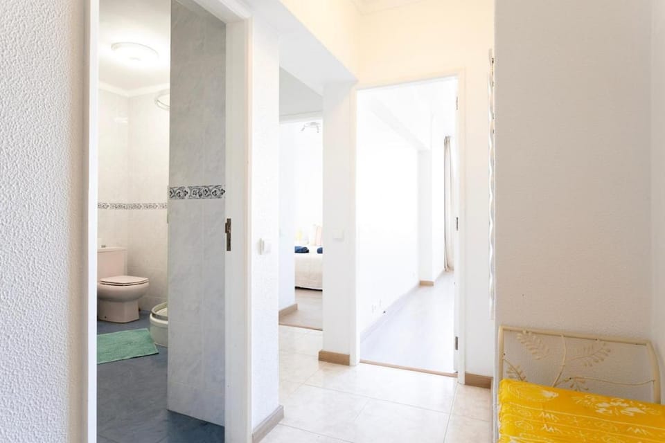 Two-bedroom beachfront with pool - Costa da Caparica Apartment in Costa da Caparica