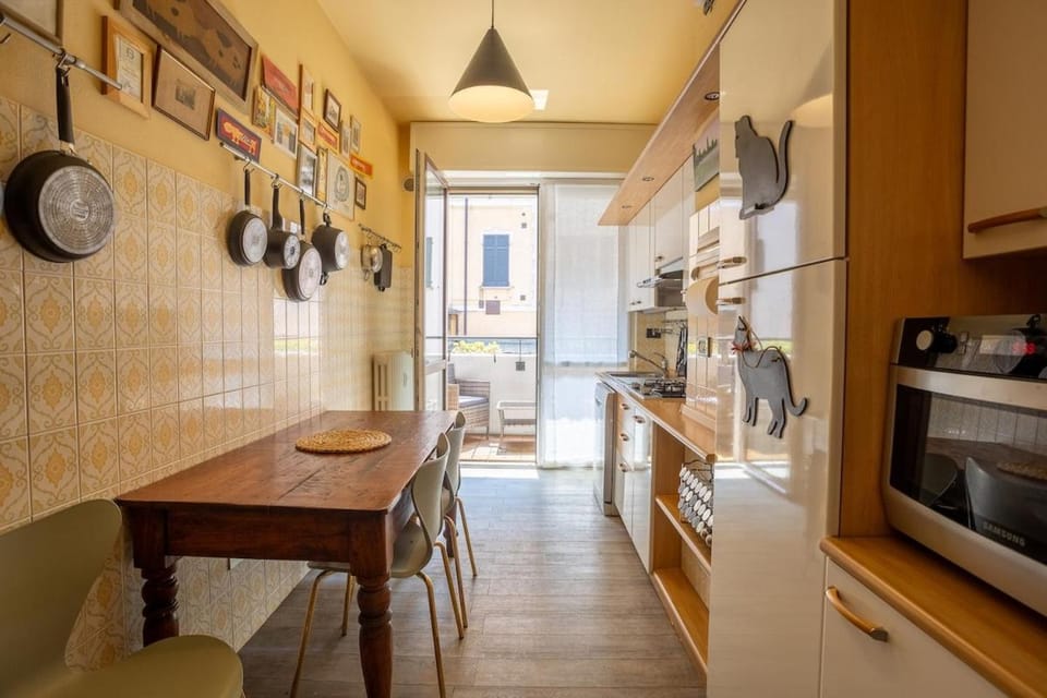 Varese Center Apartment with Private Parking Apartment in Varese