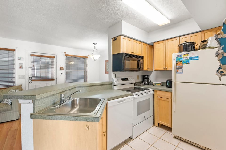 Outer Banks Escape OBX House in Kill Devil Hills