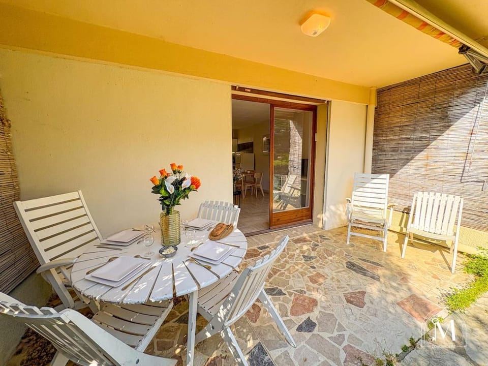 T2 en rez-de-jardin à Portissol - proche centre Apartment in Sanary-sur-Mer