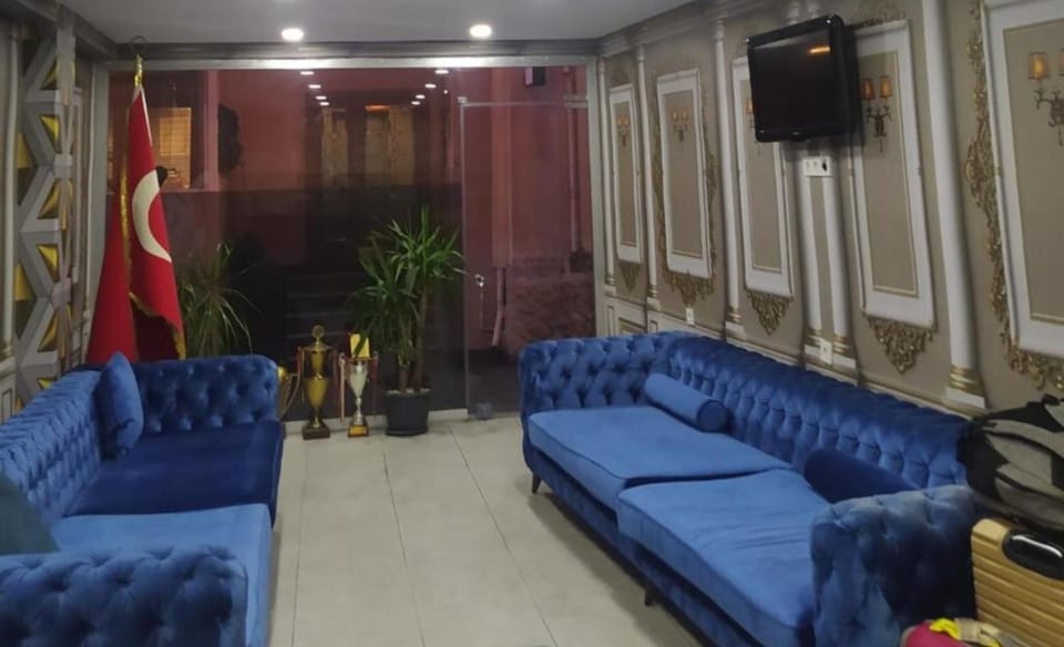 Decorative detail, Seating area