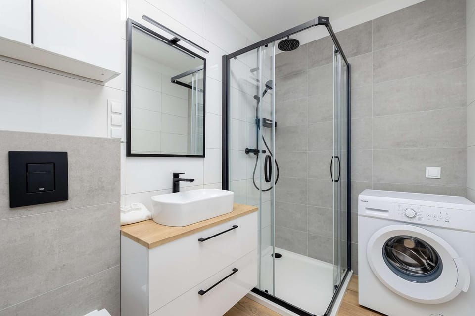 Shower, Bathroom, washing machine