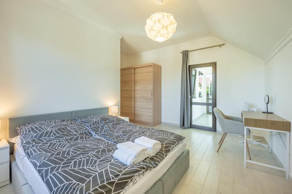 Luxusní vila Serenity 15 min od Prahy Villa in Czechia