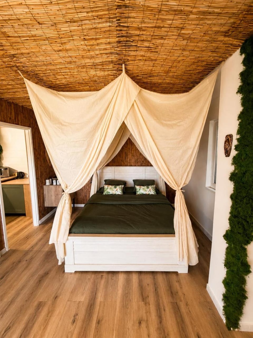 L'EVIDENCE Love Room & spa Apartment in Centre-Val de Loire