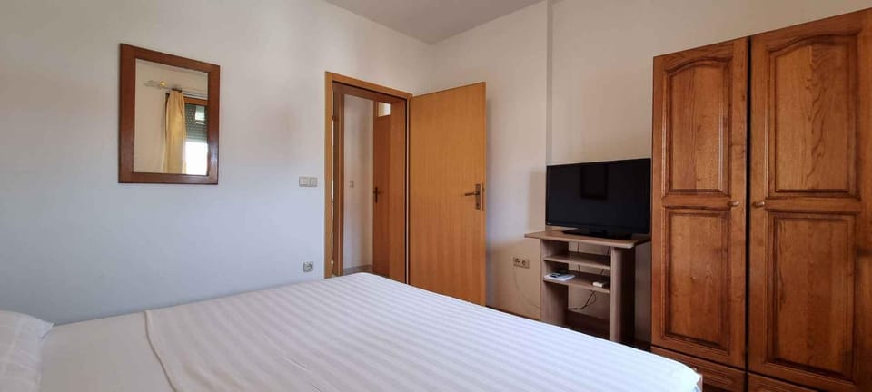 TV and multimedia, Bedroom