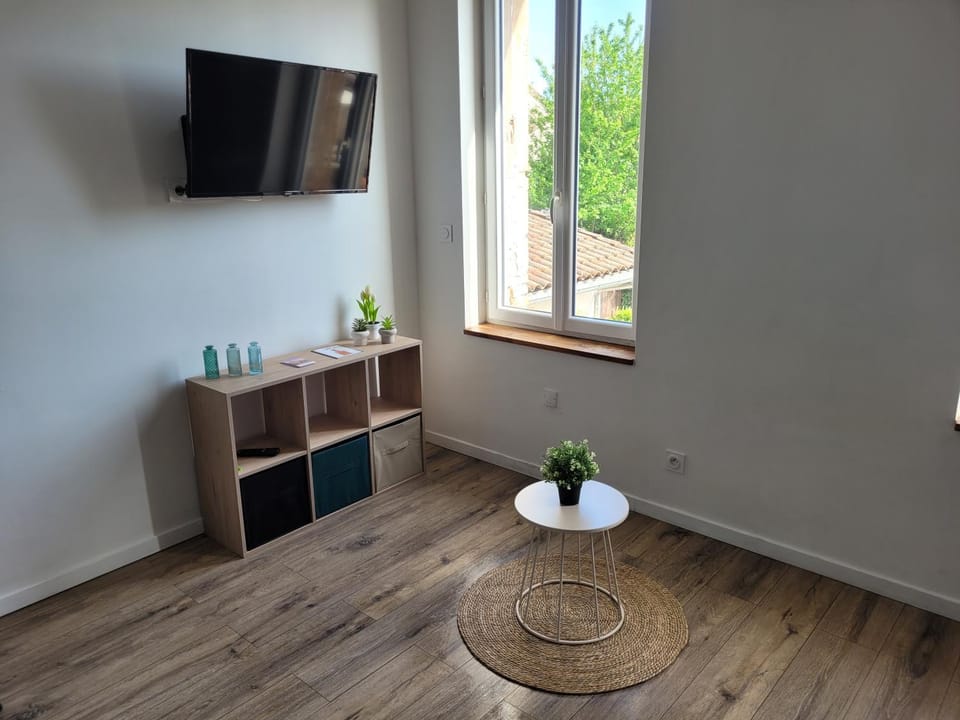 Studio climatisé proche centre ville Apartment in Albi