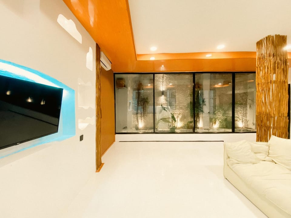 Living room, Seating area