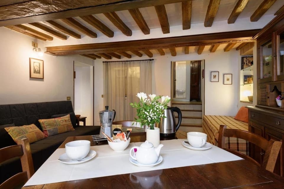 Suite 19zero3 Apartment in Siena