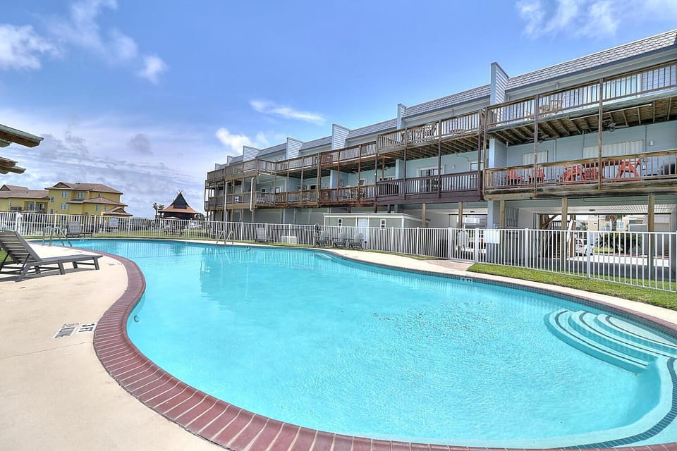 Bay Tree C2 House in Port Aransas