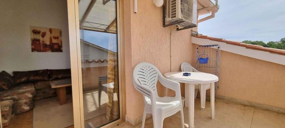 Summer, Balcony/Terrace