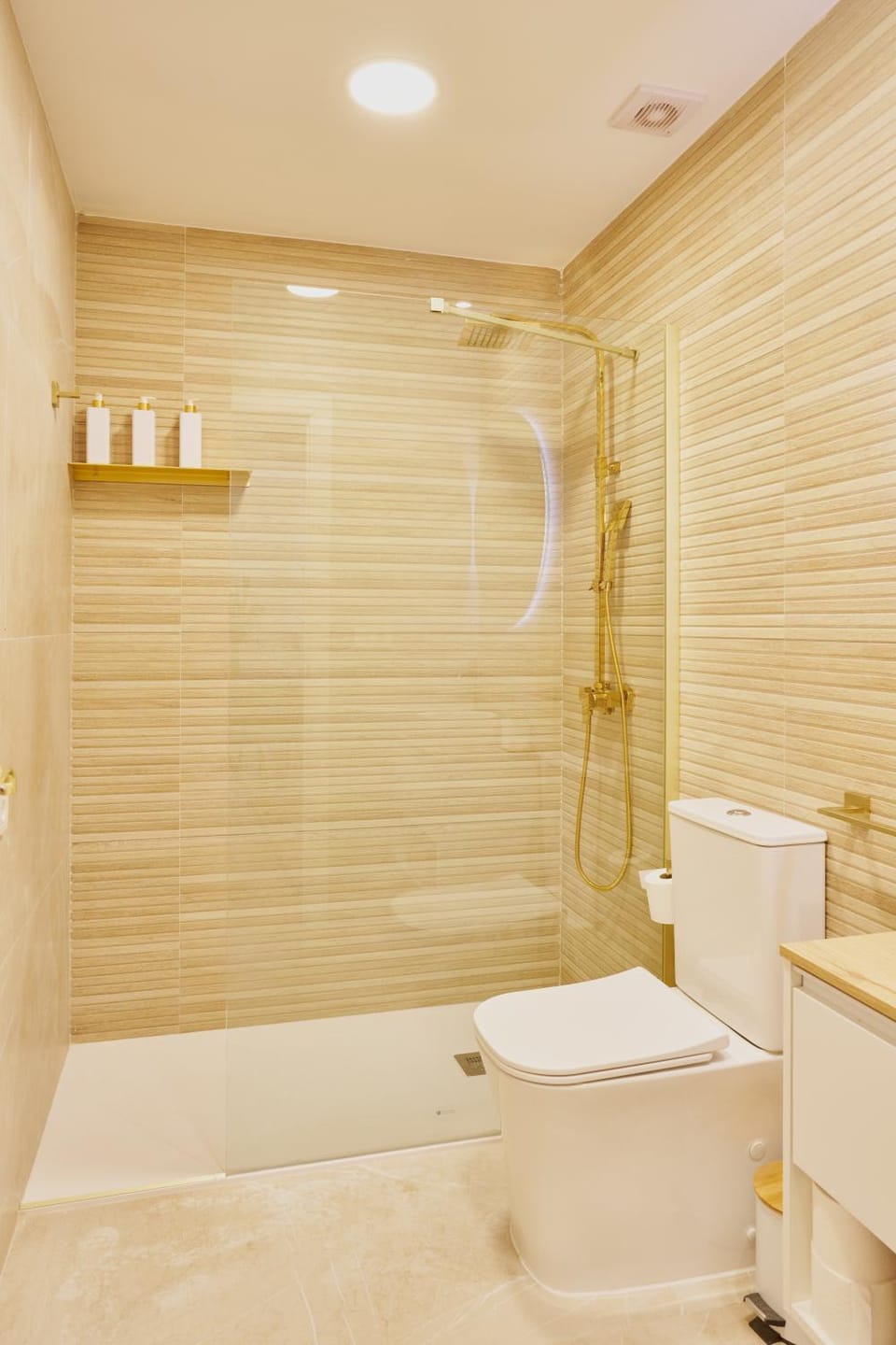 Bathroom, Living room