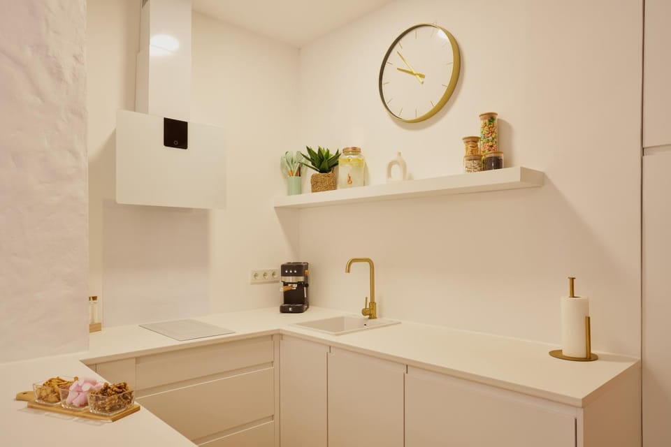 Kitchen or kitchenette, Living room