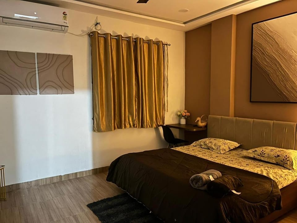 Homly stays, premium 1BHK in the center of the city Bed and Breakfast in India