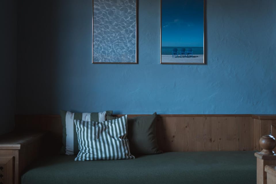 Seating area, Bedroom