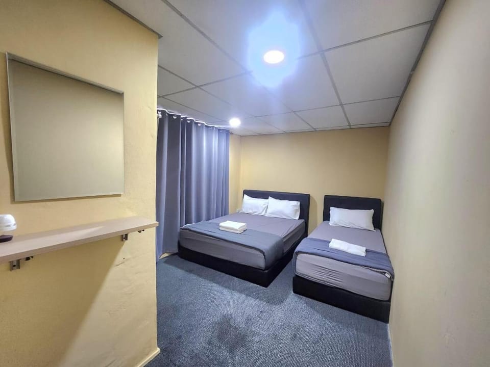 BUDGET FRIENDLY ROOM AT Kuching Waterfront Bridge Vacation rental in Pahang, Malaysia