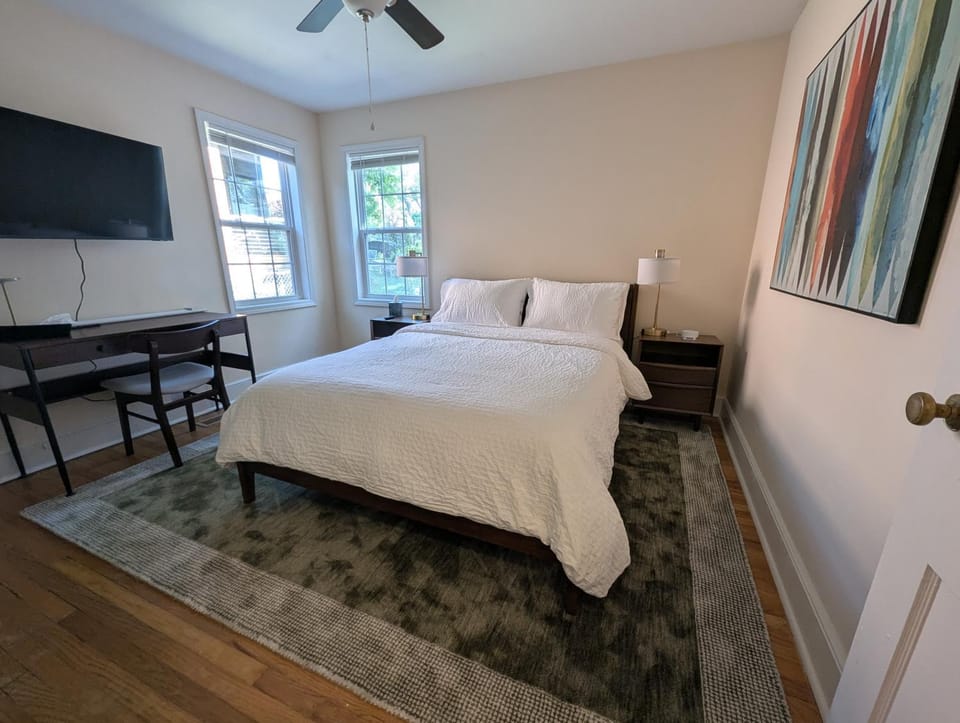 NEW Cozy 2BR Near Duke & Downtown Firepit House in Durham