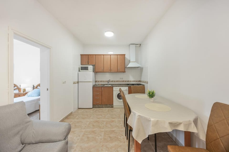 Property building, Kitchen or kitchenette, Living room