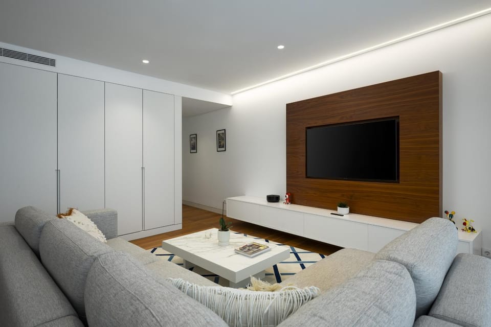 Lake 24 Luxury Apartment - By HD Apartment in Quarteira